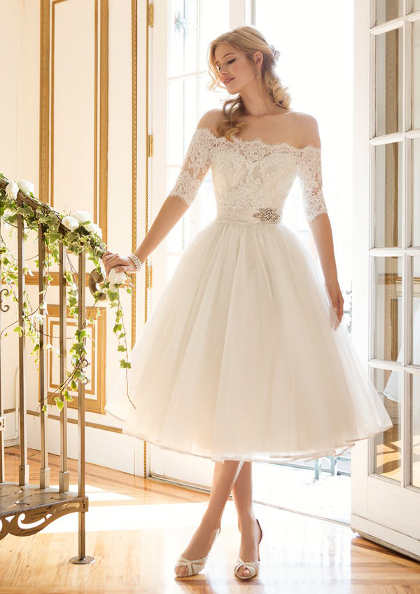 lava Bandit æggelederne Classy and Sassy! 25 Utterly Gorgeous Short Wedding Dresses! - Praise  Wedding