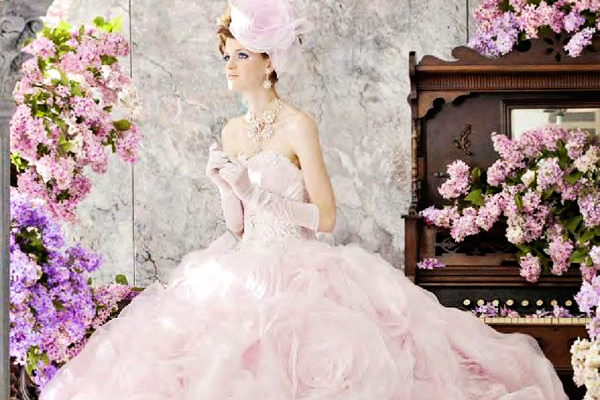 32 Adorable Princess Gowns - Praise Wedding