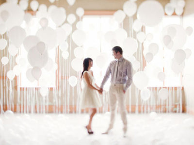 Love is in the air ! Adorable Balloon Photo Ideas