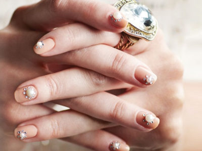 Gorgeous Chic Bridal Nail Art Trends We Adore!