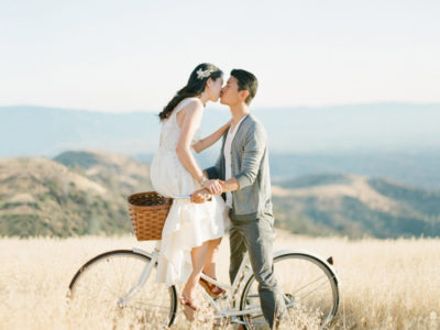 27 Utterly Romantic Natural Lifestyle Engagement Photos