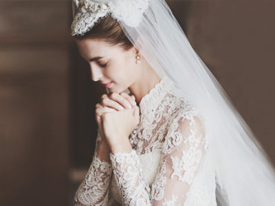 Timeless Elegance! 30 Swoon-worthy Lace Wedding Dresses For Classic Brides!
