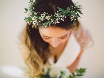 20 Adorable Ways To Wear Baby’s Breath In Your Hair!