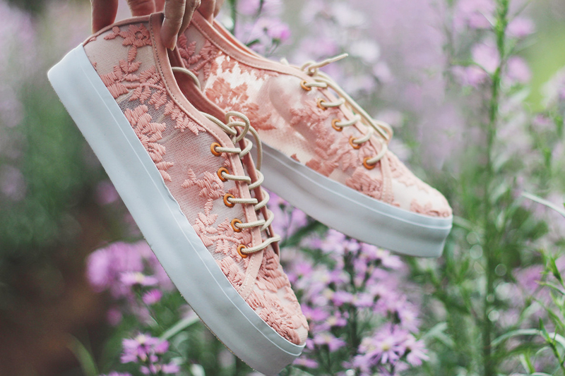 16-Peach Lace Sneakers