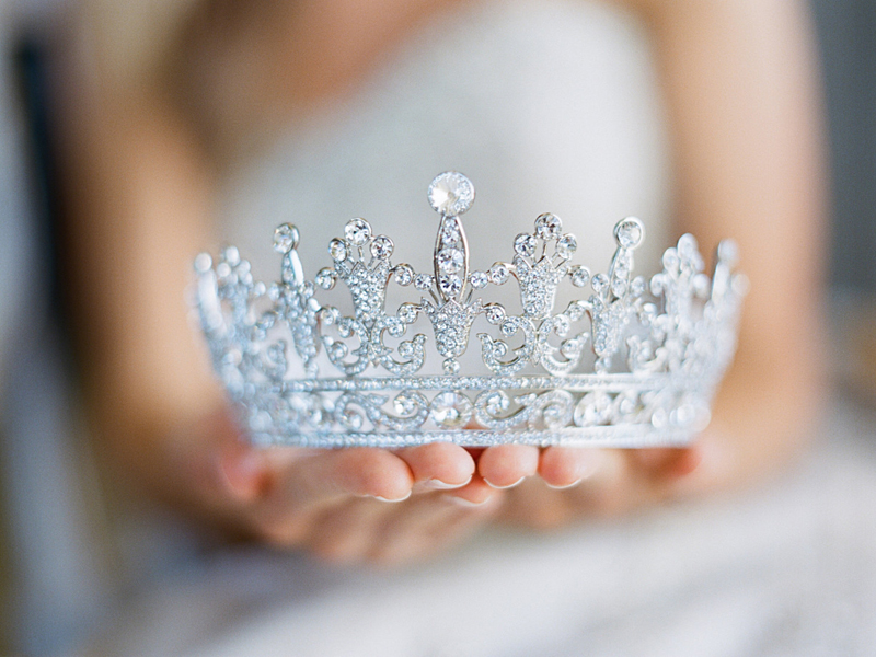 09-Full Crystal Bridal Crown