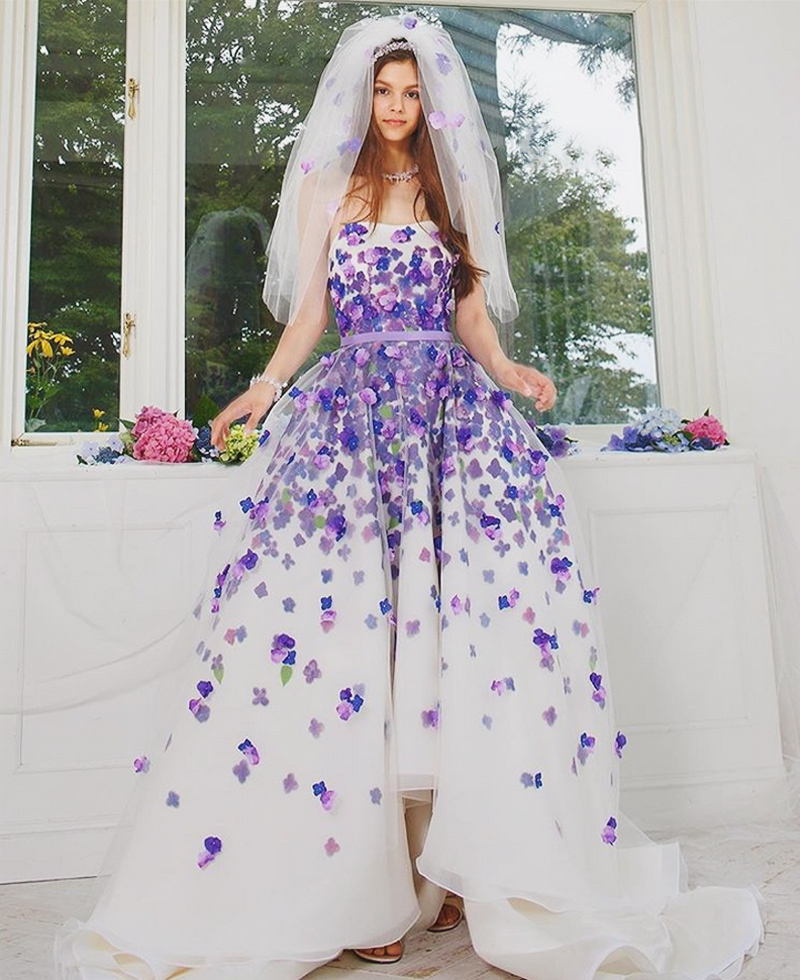 32 Whimsical and Ethereal Wedding Dresses for Fairy Tale Brides - Praise  Wedding