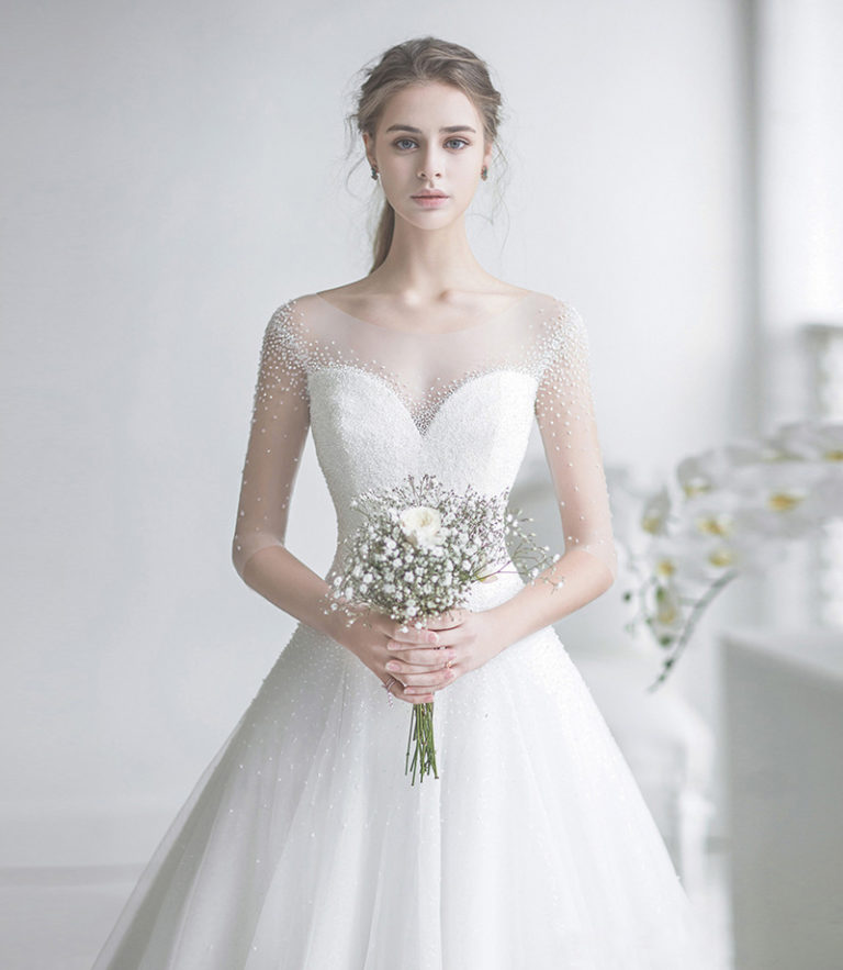 20 Modern Wedding Dresses With a Touch of Glam! - Praise Wedding