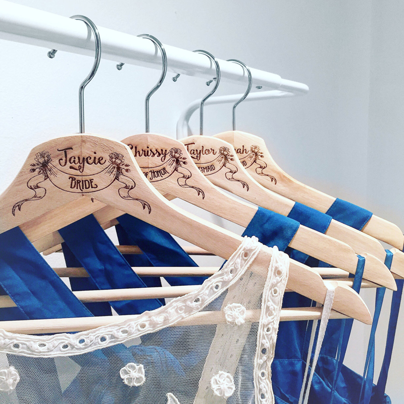 07-Personalized Wedding Hangers