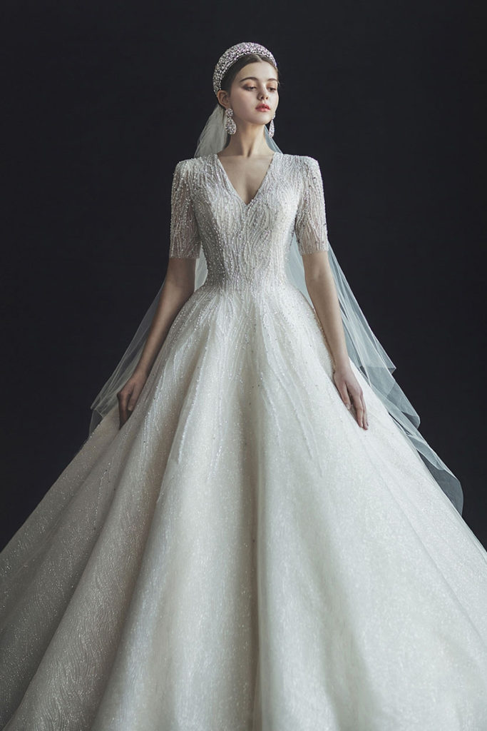 The New Off-White! 19 Wedding Dresses For Modern Brides Who Want Subtle