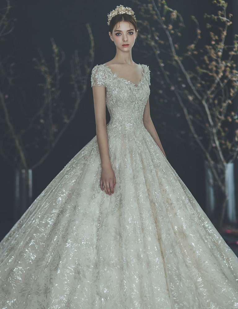 20 Modest Wedding Dresses For The Fashion-Loving Modern Bride - Praise ...