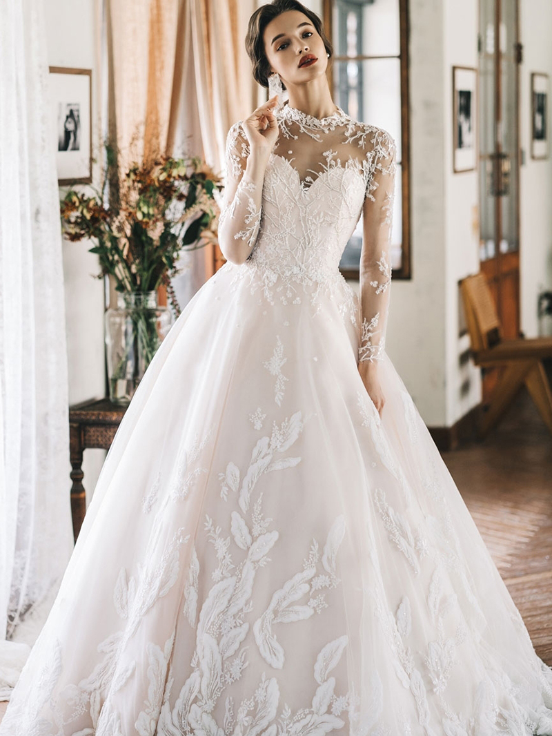 Fairy tale fashion wedding dress